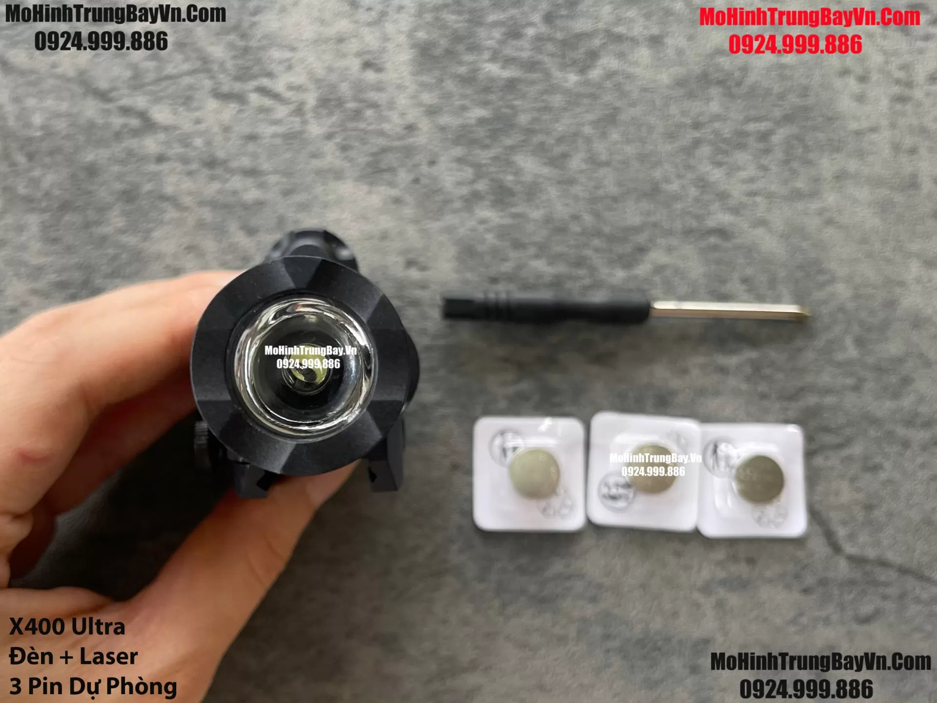 Phụ Kiện Đèn Pin Siêu Sáng X400 Ultra Màu Đen Kèm 3 Pin Dự Phòng