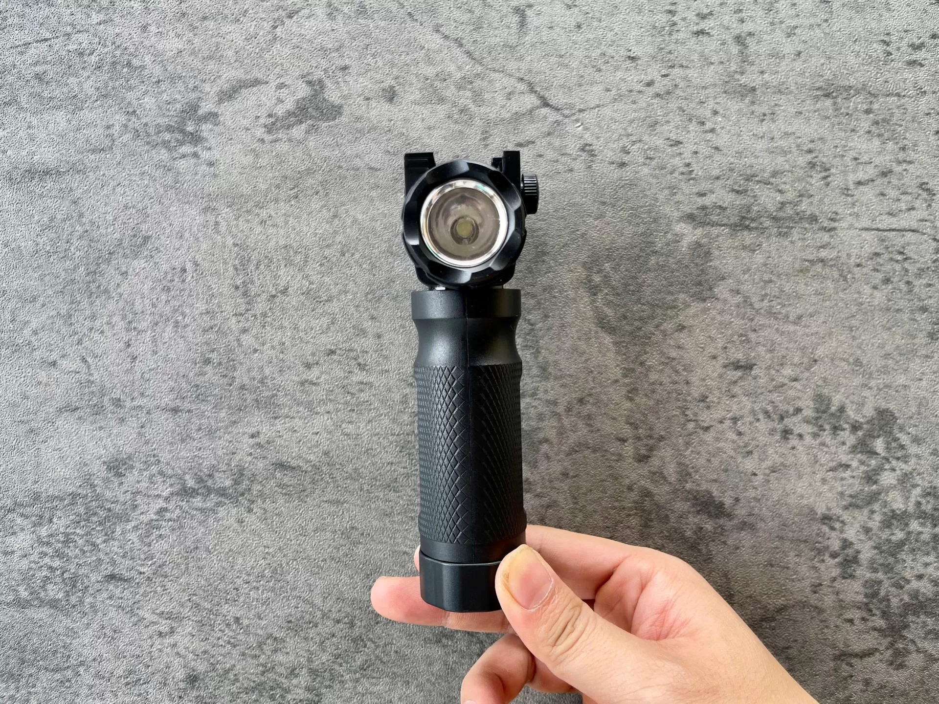 Phụ Kiện Tay Cầm Và Đèn Pin Tích Hợp Giá Rẻ